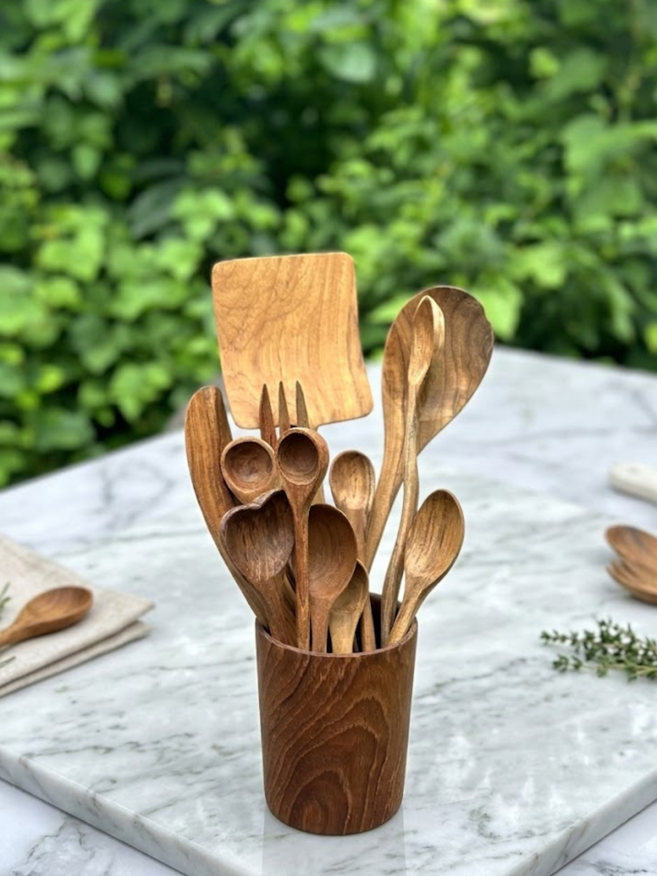 Wooden utensils set a